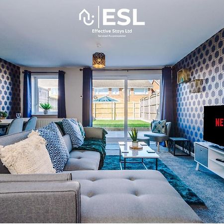 3 Bedroom House With Garden And Driveway Parking - Less Than 10 Mins From Chester City Centre Zewnętrze zdjęcie