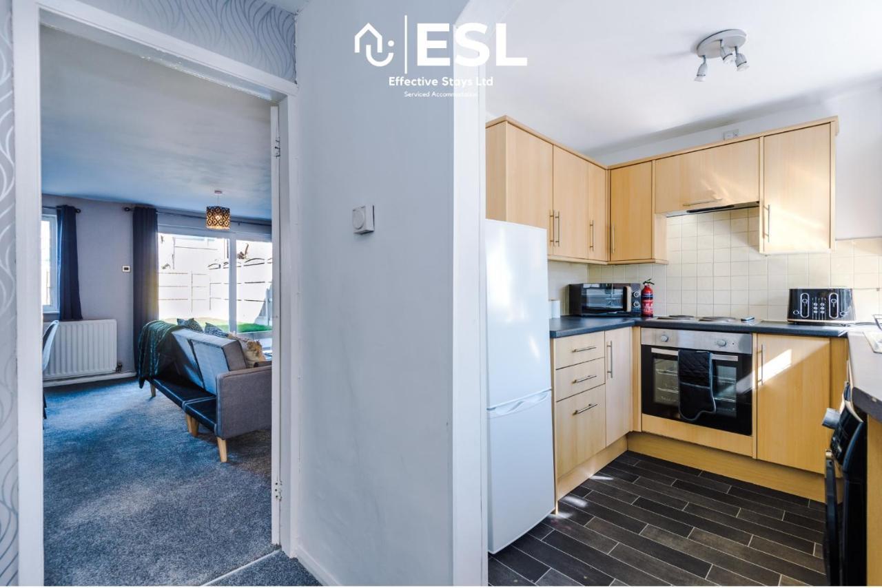 3 Bedroom House With Garden And Driveway Parking - Less Than 10 Mins From Chester City Centre Zewnętrze zdjęcie