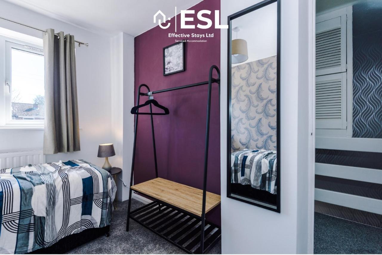 3 Bedroom House With Garden And Driveway Parking - Less Than 10 Mins From Chester City Centre Zewnętrze zdjęcie