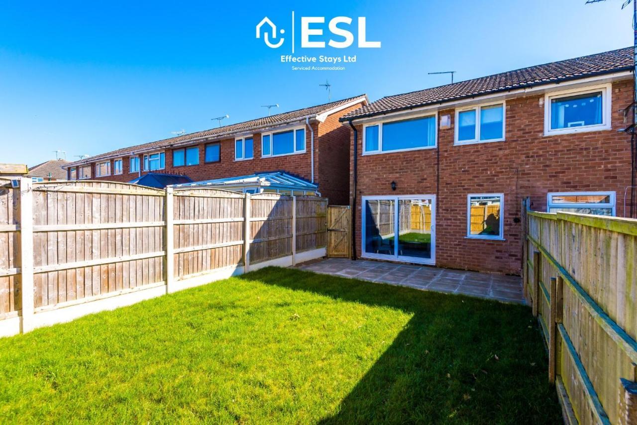 3 Bedroom House With Garden And Driveway Parking - Less Than 10 Mins From Chester City Centre Zewnętrze zdjęcie
